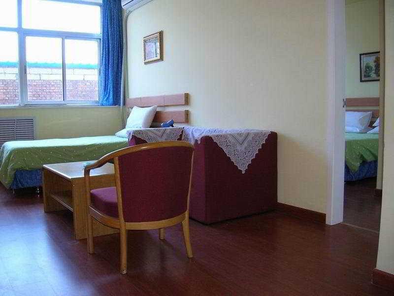 Home Inn Beijing Xiaoxitian Bagian luar foto