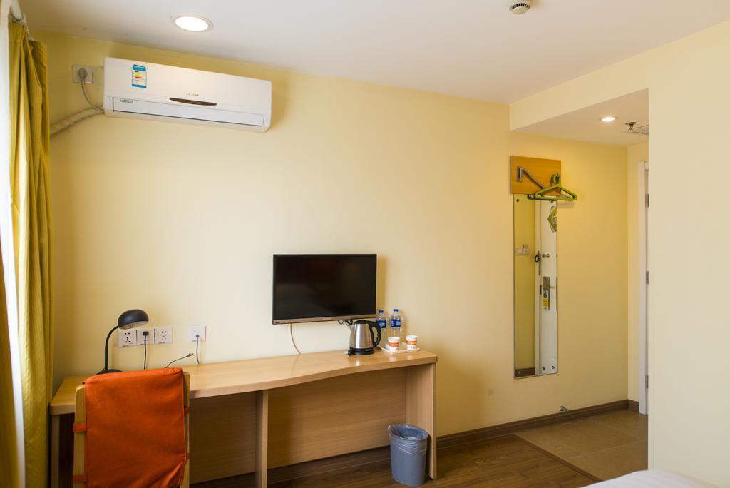 Home Inn Beijing Xiaoxitian Bagian luar foto